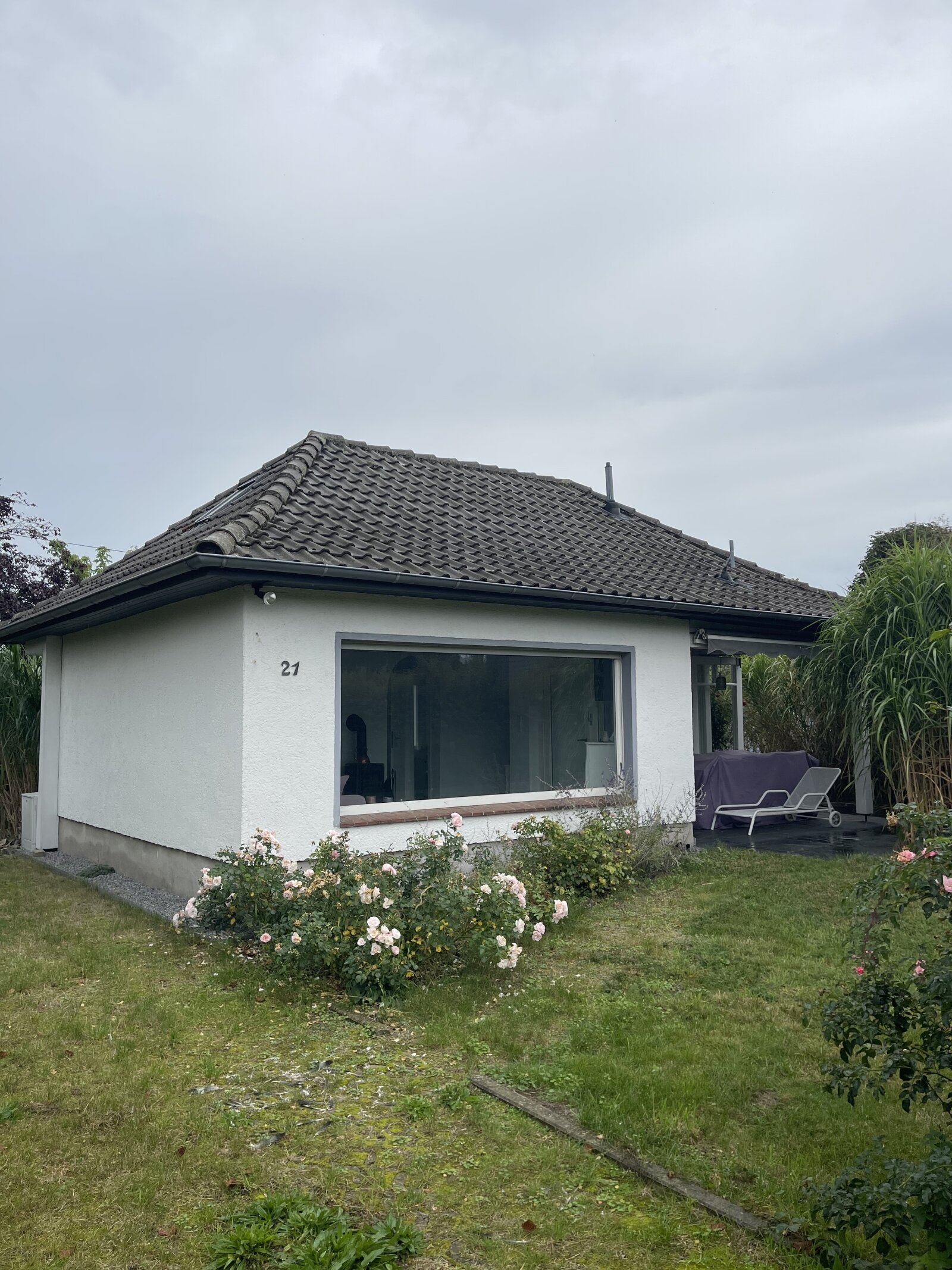 Charmantes Wochenendhaus mit Fasssauna auf großem Eigentumsgrundstück am Dümmer See in Lembruch Charmantes Wochenendhaus mit Fasssauna auf großem Eigentumsgrundstück am Dümmer See in Lembruch